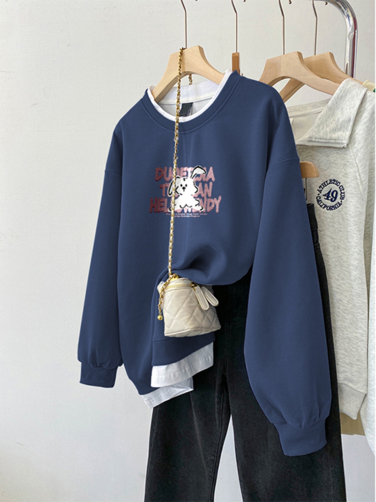 Oversize Sweatshirt Female New Arrival 2025 Best Selling Fall and Winter Plus Size Plus Size Ladies Fake Two-Piece Loose Fleece-lined Younger Blouse