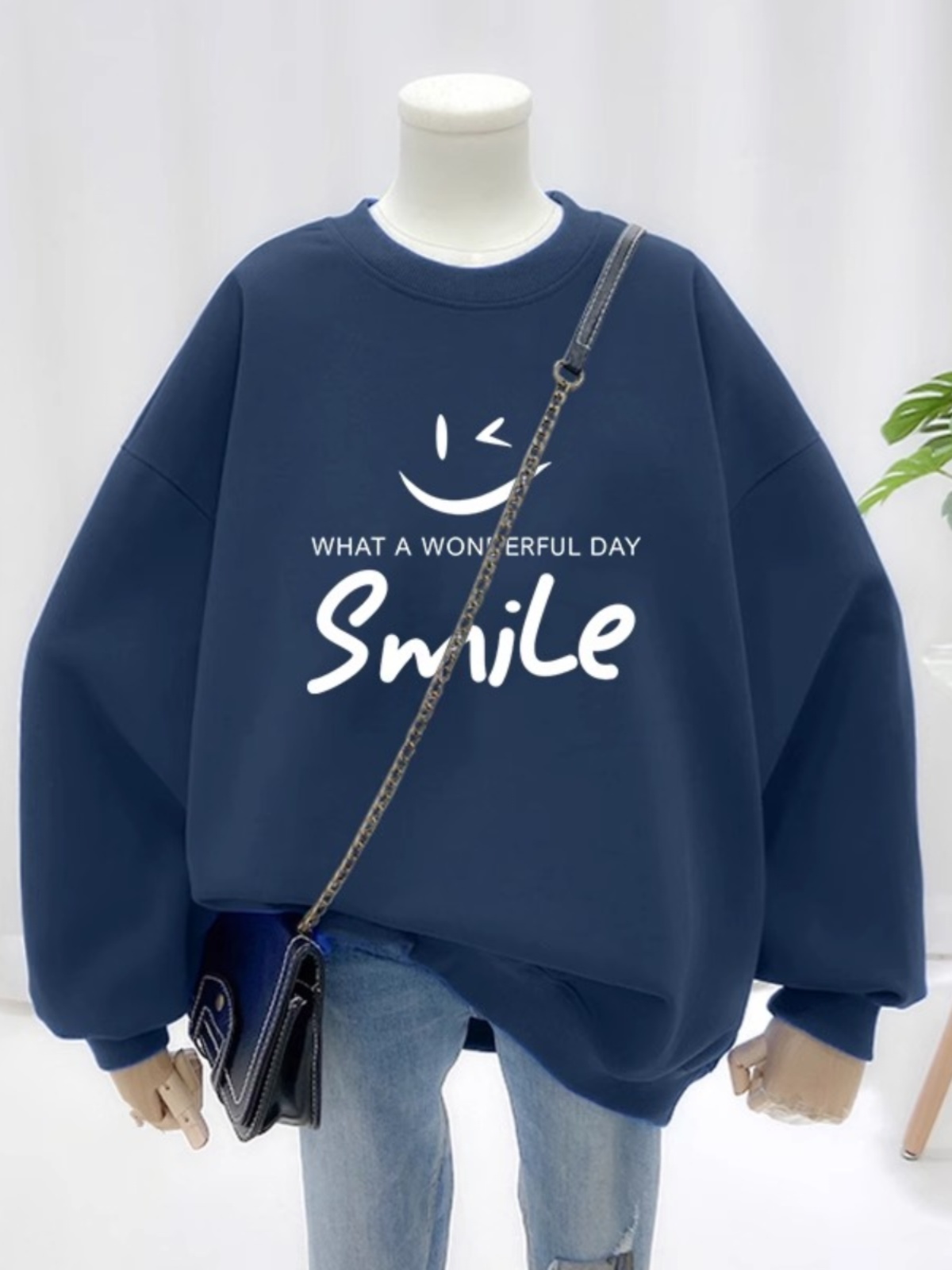 Plus Size 2025 New Arrival Best Selling Sweatshirt Female Fall and Winter Oversize Hooded Fleece Padded Coat Loose Chubby Girl Jacket Tide