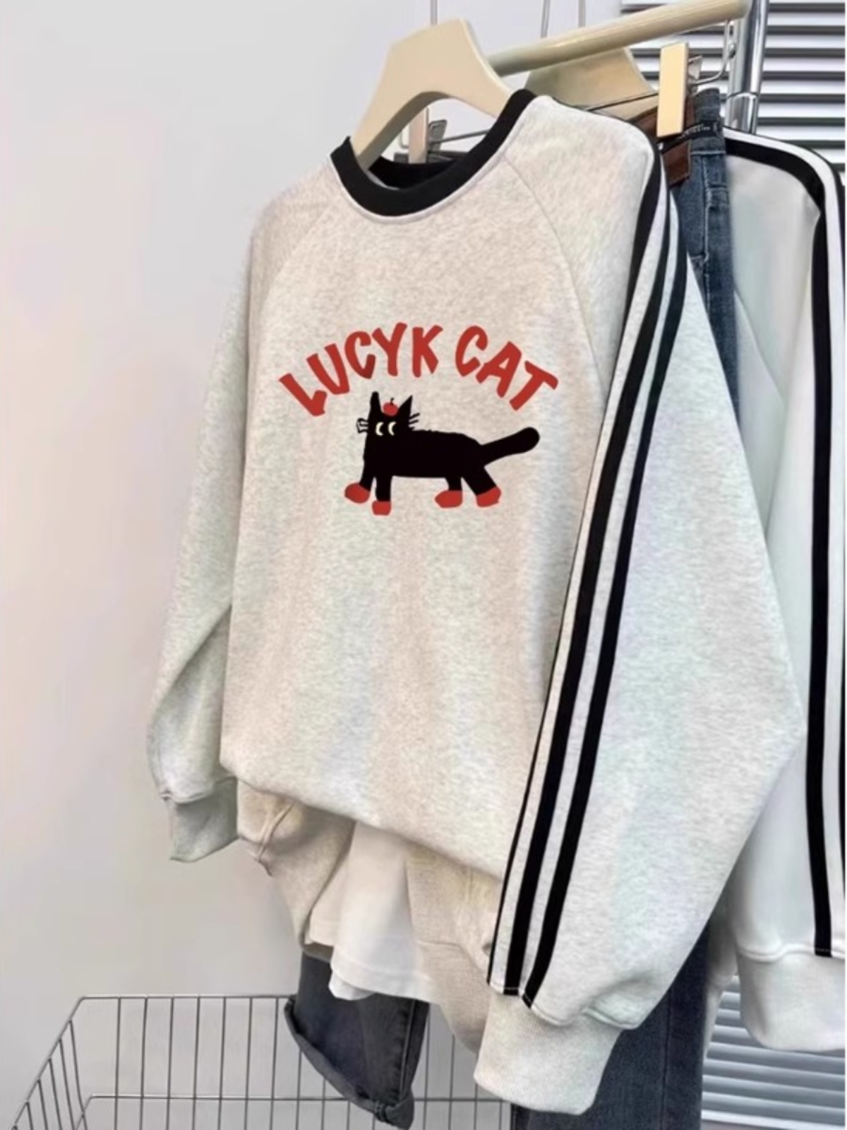Plus Size Korean Style Idle Style Gray round-Collar Sweatshirt Female 2025 New Arrival Plus Size Ladies Fall and Winter Fleece-lined Thickened Hooded Outwear