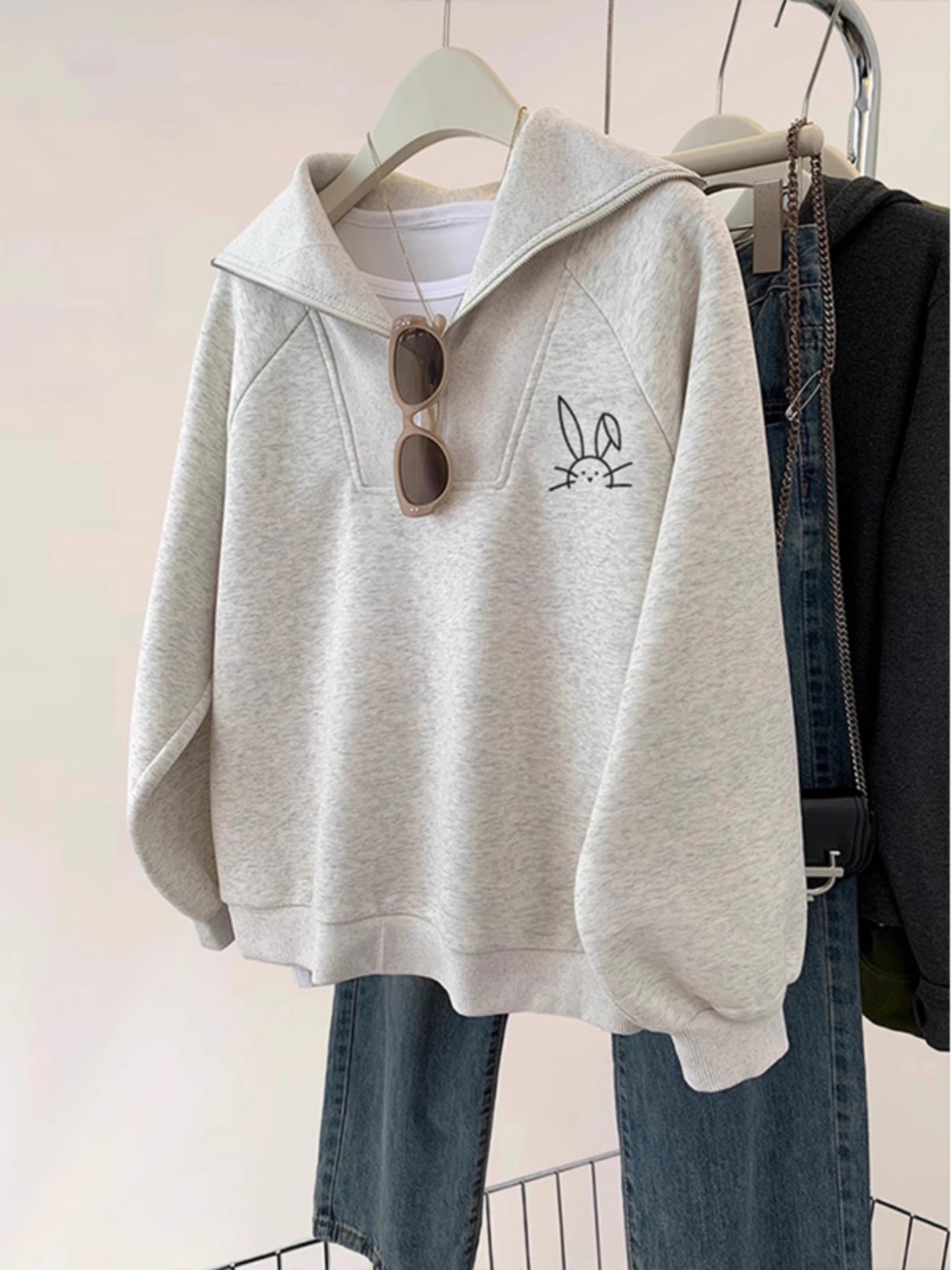 Plus Size Plus Size Ladies Stylish Niche Style Half Zipper Gray American Retro Sweatshirt Female Loose Slimming Belly-Covered Outwear Tide