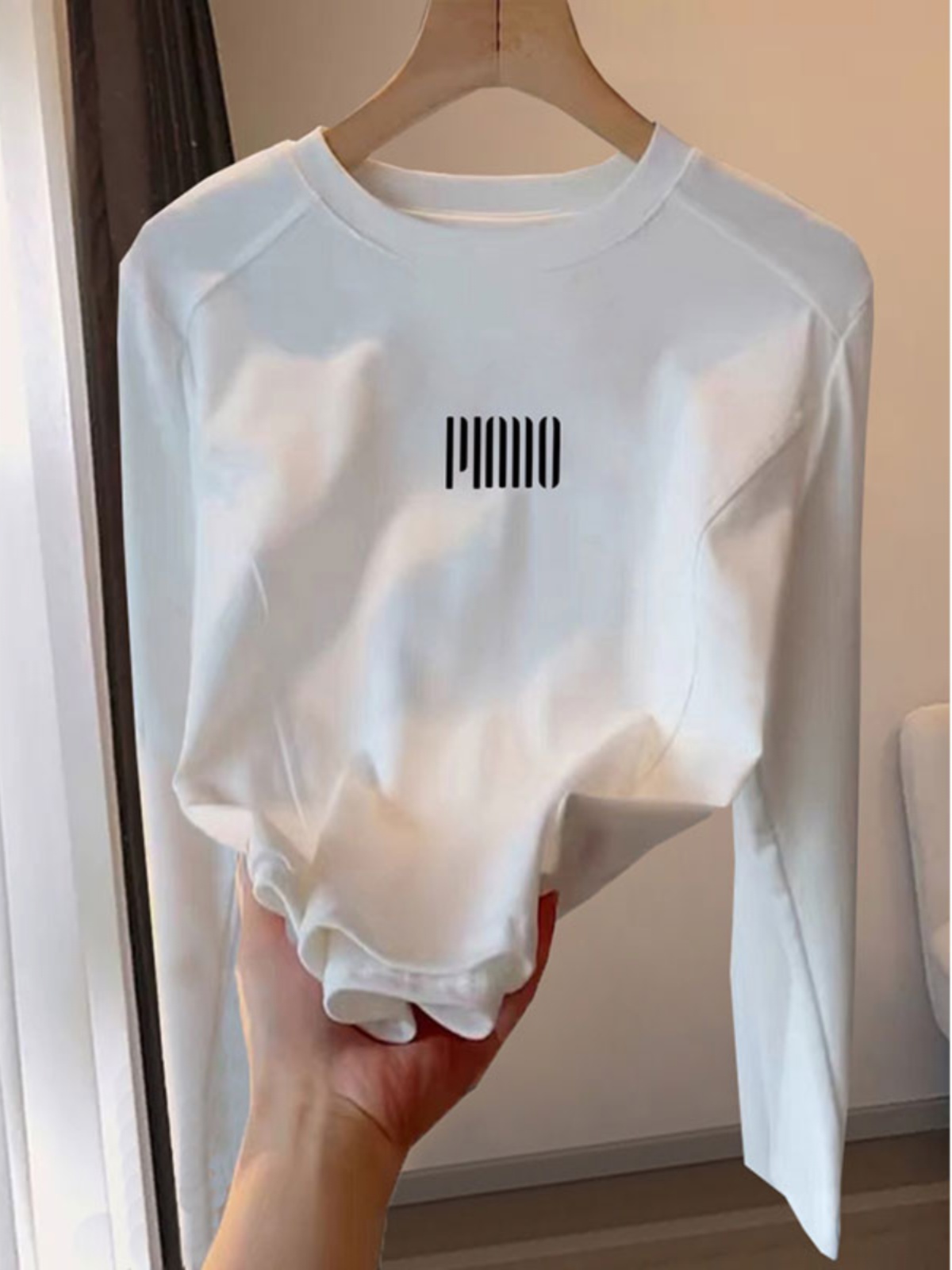 2025 New Arrival Shoulder round Neck Long Sleeves T-Shirt Women's Fashion All-Match Fishbone White Shirt Bottoming Shirt Autumn and Winter