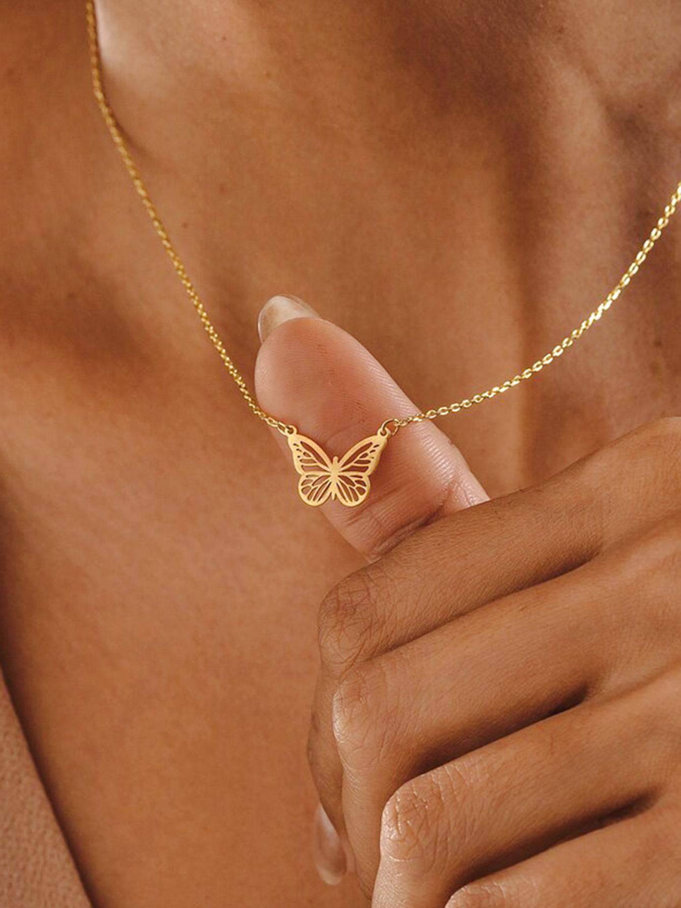 Butterfly Necklace Female Fashion Minimalist Fashion Short Necklace Titanium Steel 18K Gold Stylish Ornament New Arrival