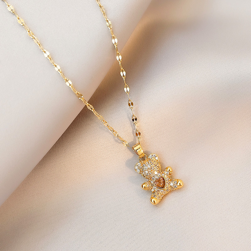 Pulsatile Heart Bear Necklace Female Summer Niche Design Lip Chain Clavicle Chain Cute Student Fancy Ornament