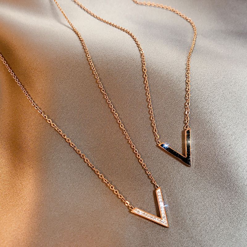 Women's Korean-Style Internet Celebrity Titanium Rose Gold Necklace