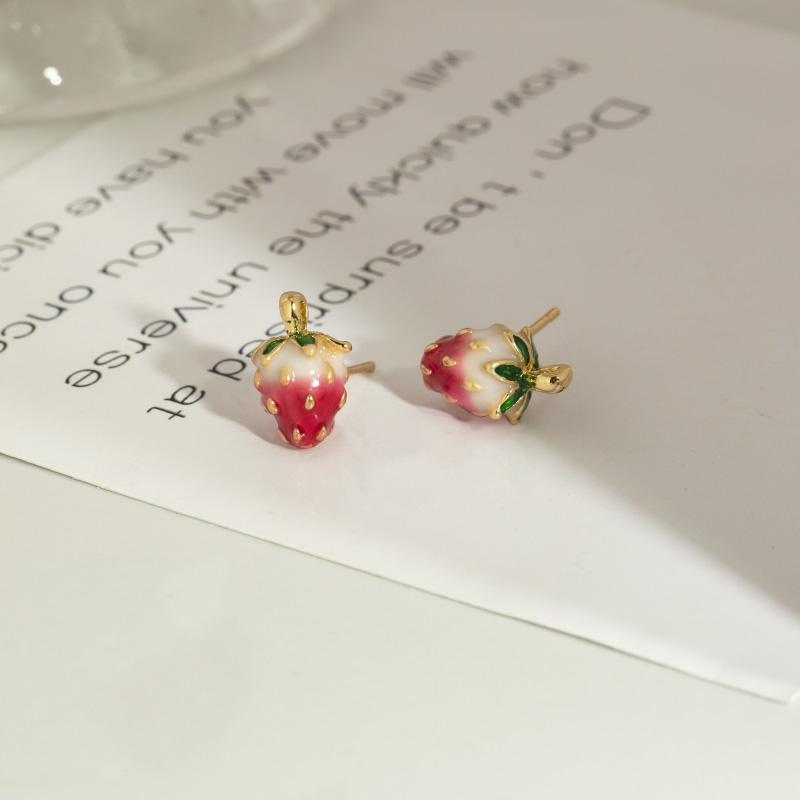 Cute Strawberry Fresh Sweet Beauty Dripping Stud Earrings