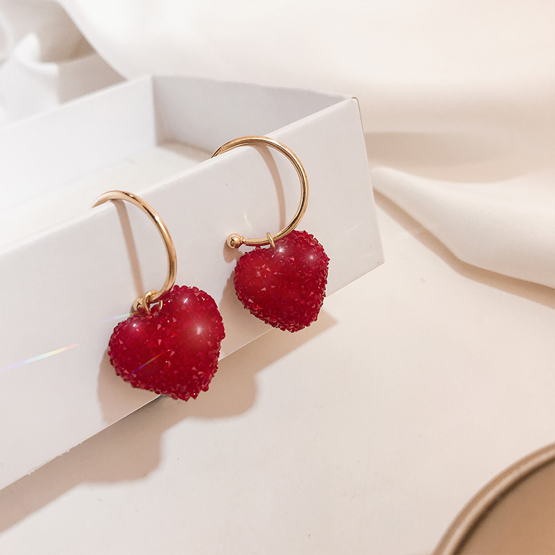 Accessible Luxury Red Diamond Heart Cute Female Accessories Earrings