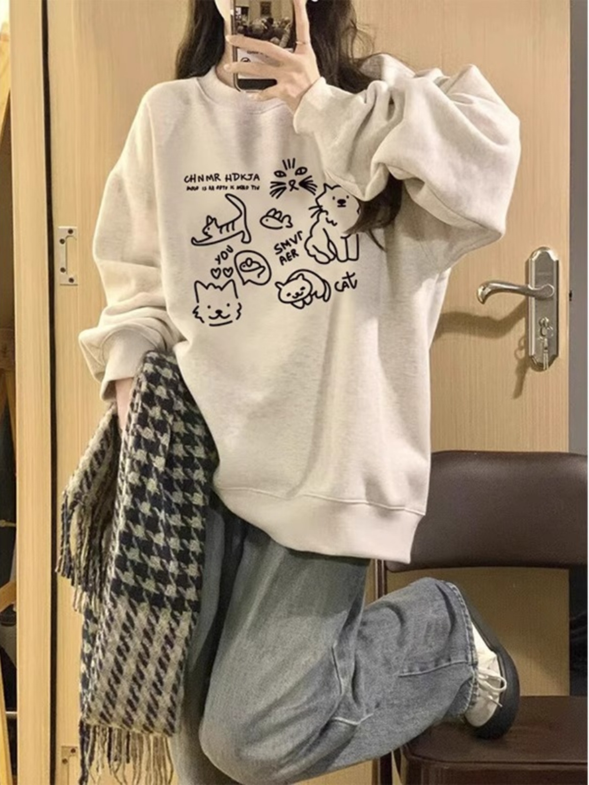 2025 New Arrival Cat round Neck Sweatshirt Women's Spring and Autumn Oversize Loose Fleece Thickened without Sleeve Head Clothes