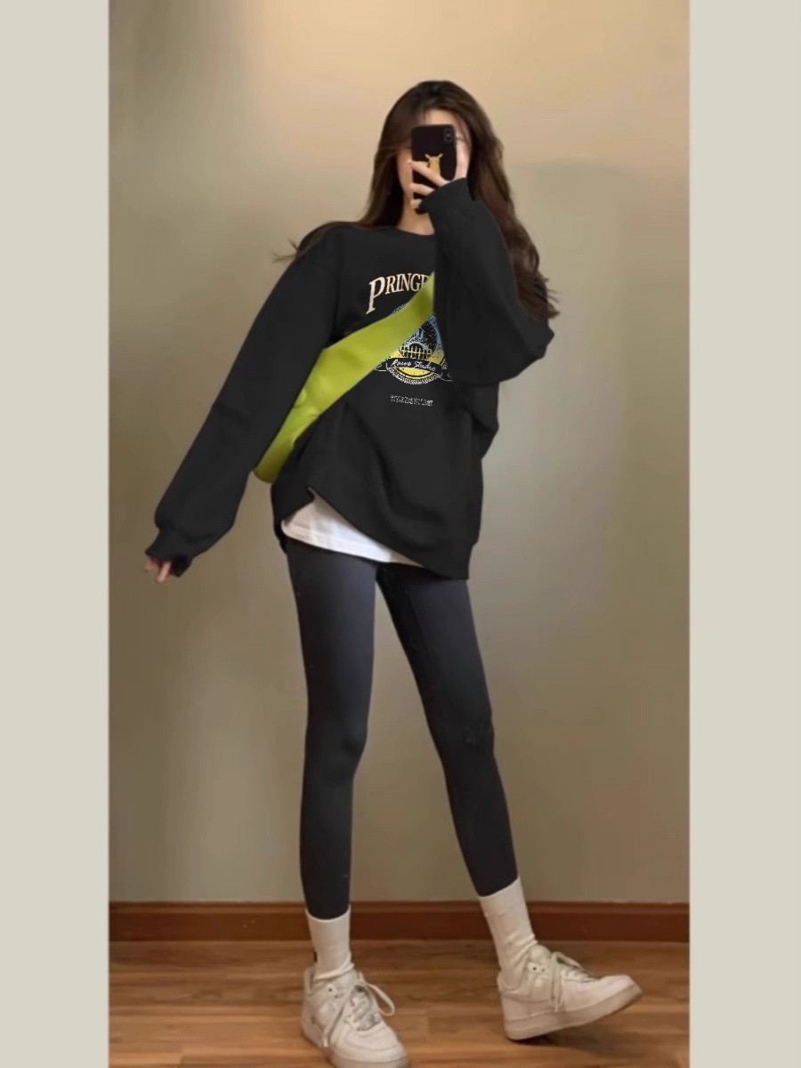 2025 Best Selling American Elegant Fancy Creative Popular Printed Crew Neck Sweatshirt Female Easiest for Match Loose Anti-Aging Top