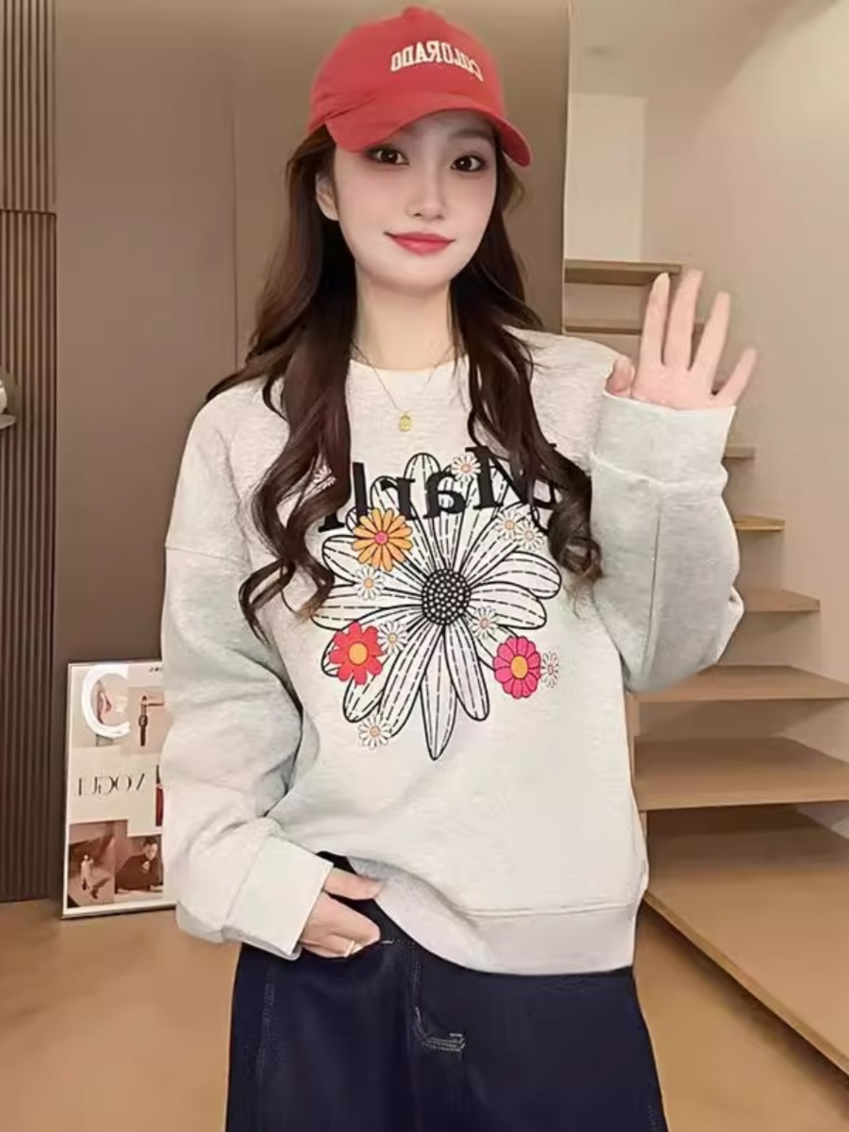 Best Selling Little Daisy Printed Crew Neck Sweatshirt Female Spring & Fall New Arrival Korean Style Sense of Design Fashion Western Style Versatile Top Tide