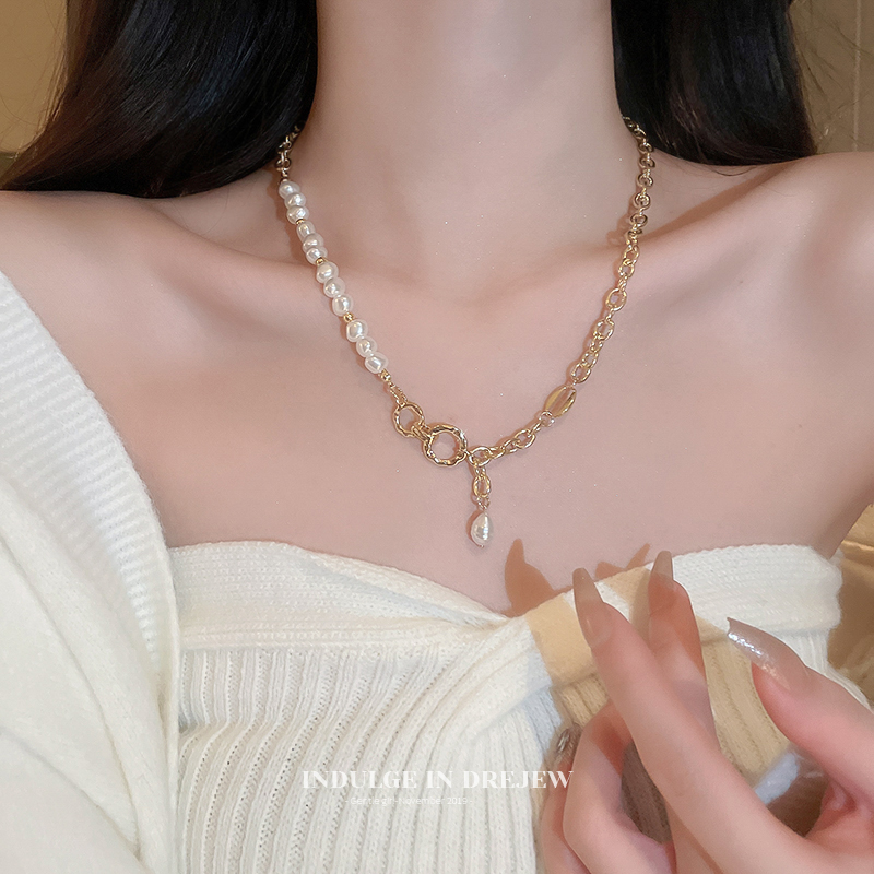 Asymmetrical Pearl Necklace New Arrival 2025 Best Selling Summer Clavicle Chain Fancy Niche Style Sweater Chain Accessories Women