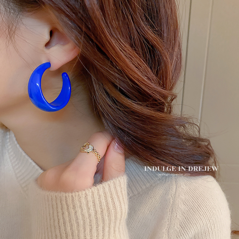 Klein Blue Ear Ring 2025 New Arrival Tide Accessible Luxury Fancy Earrings South Korea Elegant Internet Hot Earrings for Women