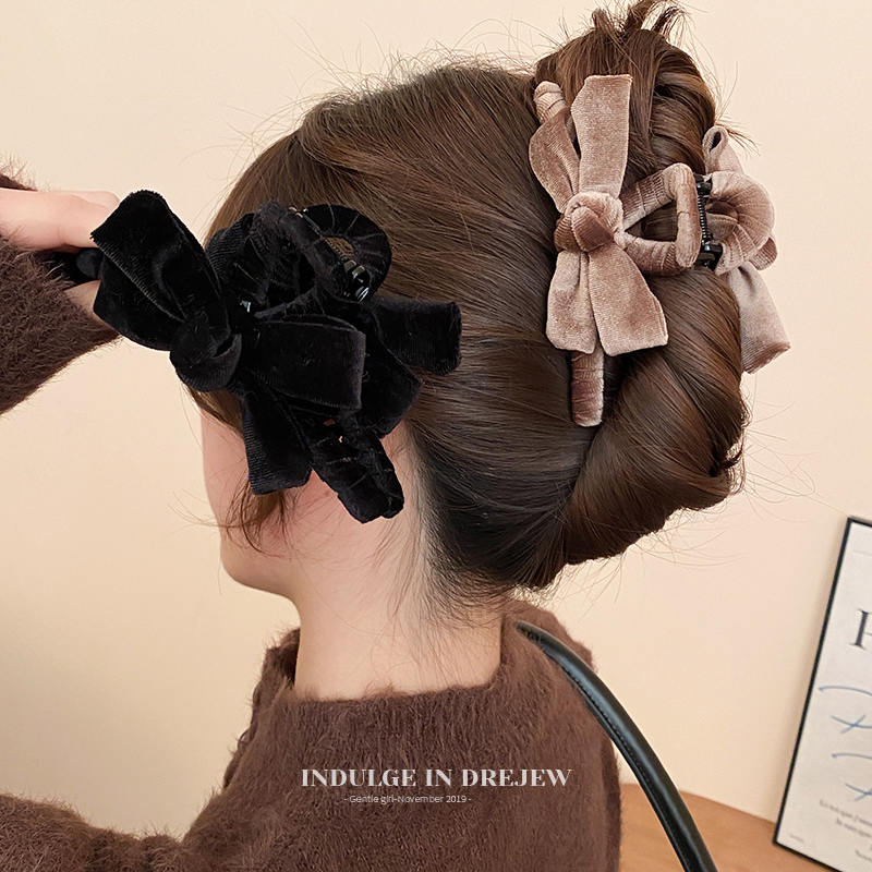 Summer Stuffed Bow Claw Clip Female Fancy 2025 New Arrival Fashion Hairpin Back Head Shark Clip Hair Accessories