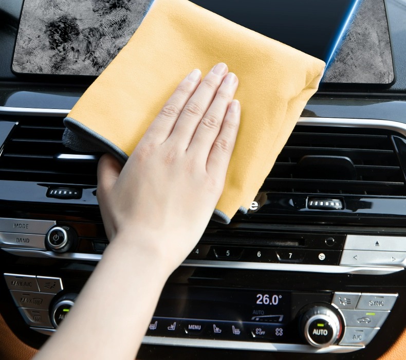 Premium Lint-Free Car Wash Towel - Double-Sided