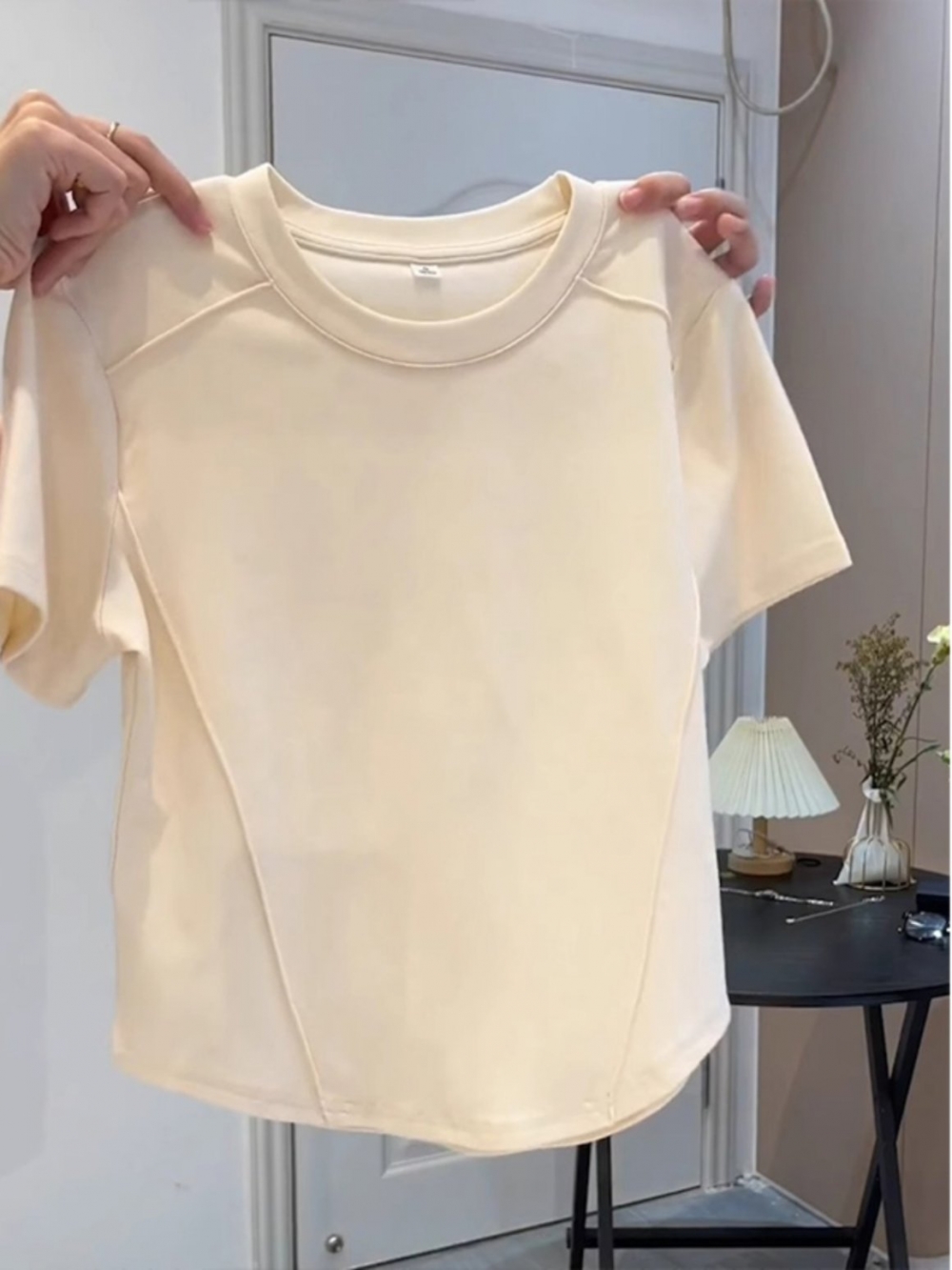Pure Cotton Shoulder Cream Color Fishbone Short Sleeve T-Shirt Women's Summer 2025 New Design Sense Short Anti-Aging Top Isn