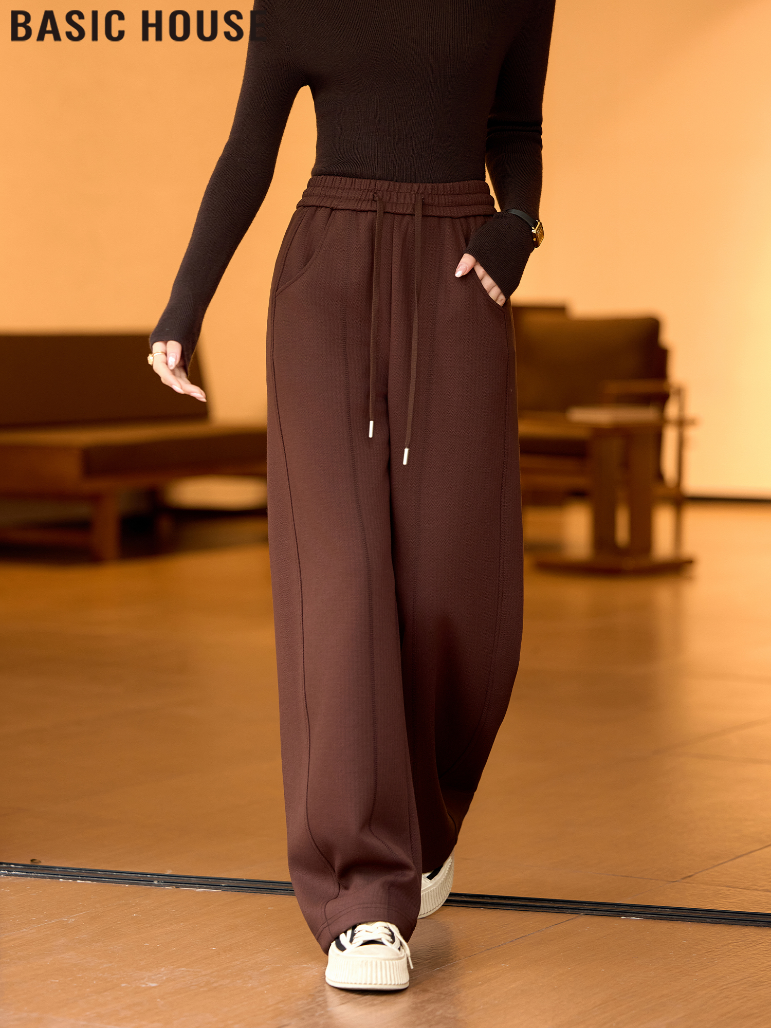 Basic House/Baijiahao Ankela Red High Waist Covering Handy Gadget Wide Leg Sports Banana Sweatpants for Women Spring
