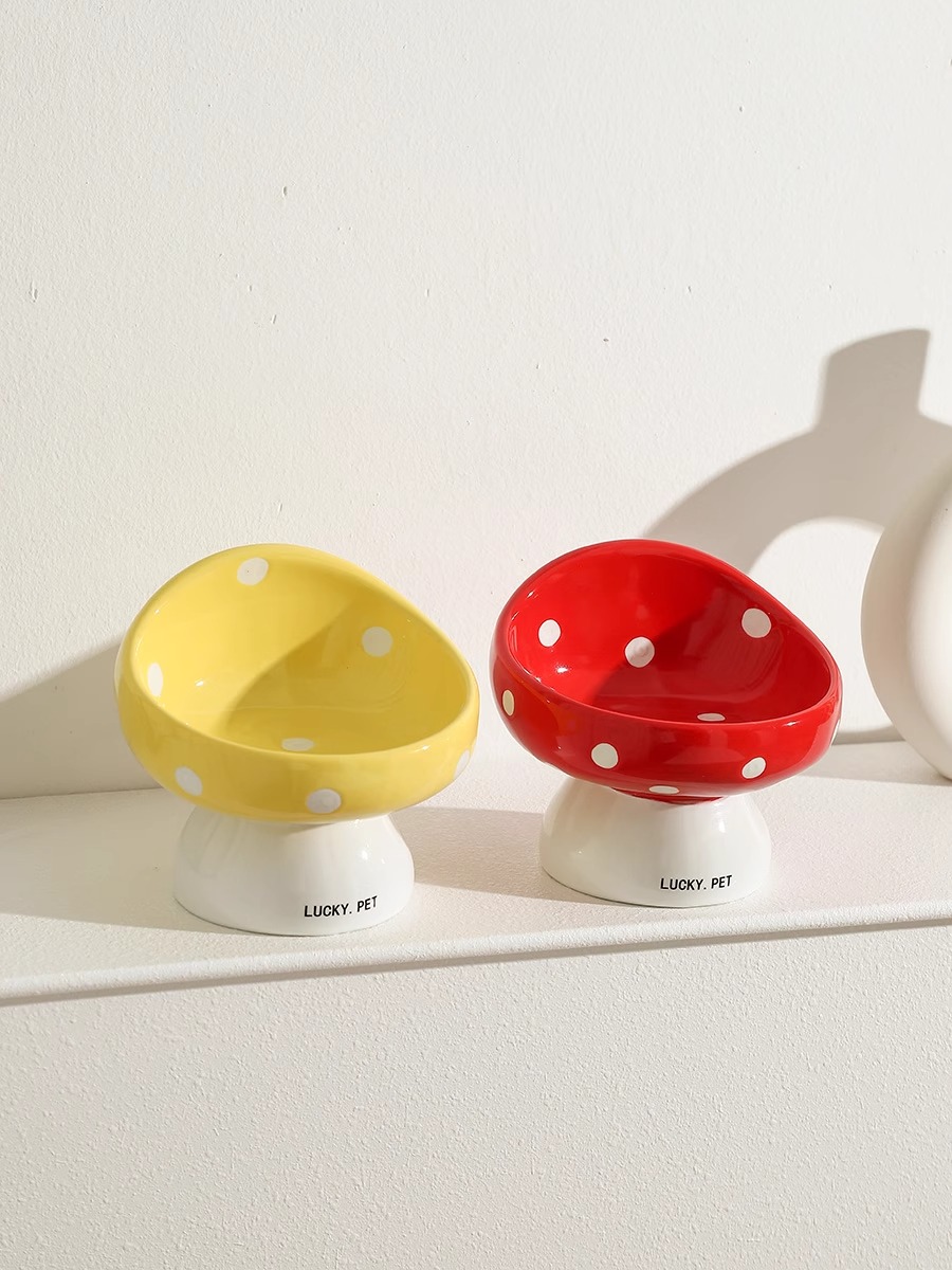 Large Diameter Ceramic Anti-Tumble Mushroom High Leg Cat Bowl