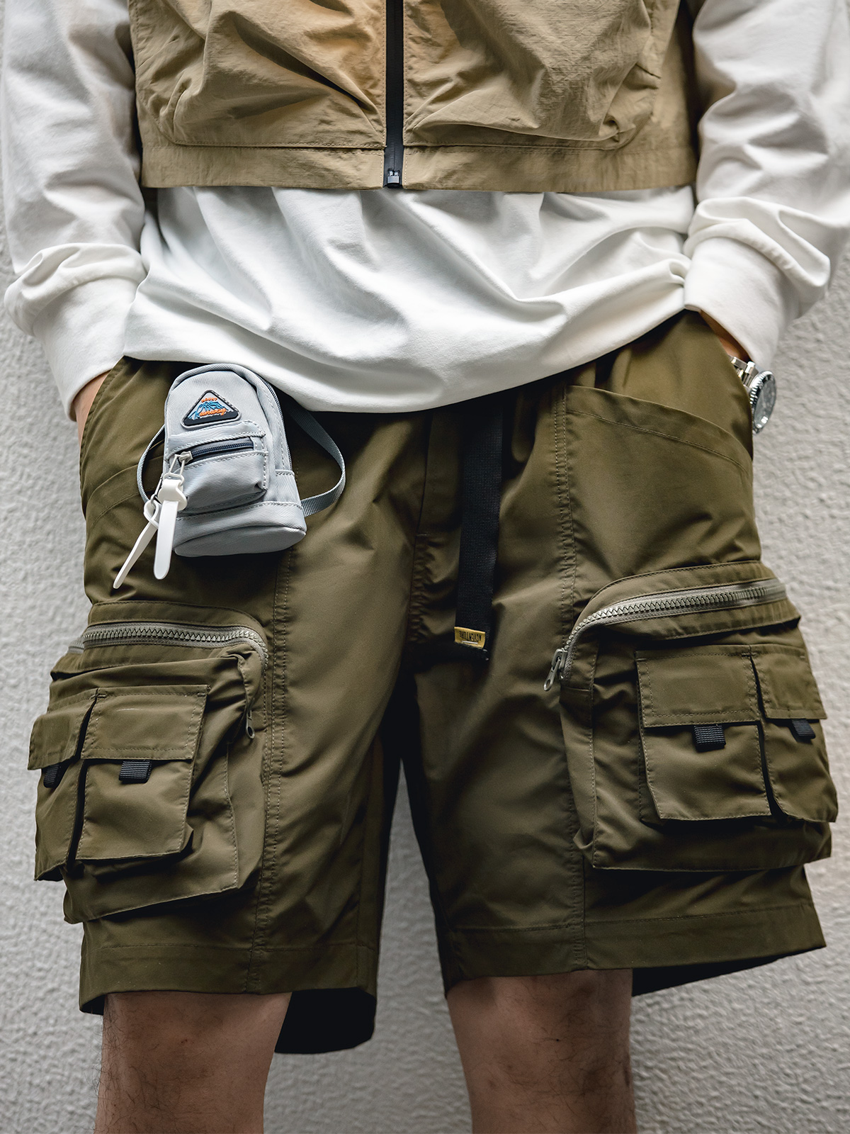 Madden Outdoor Multi-Pocket American Straight Short Pants Parka