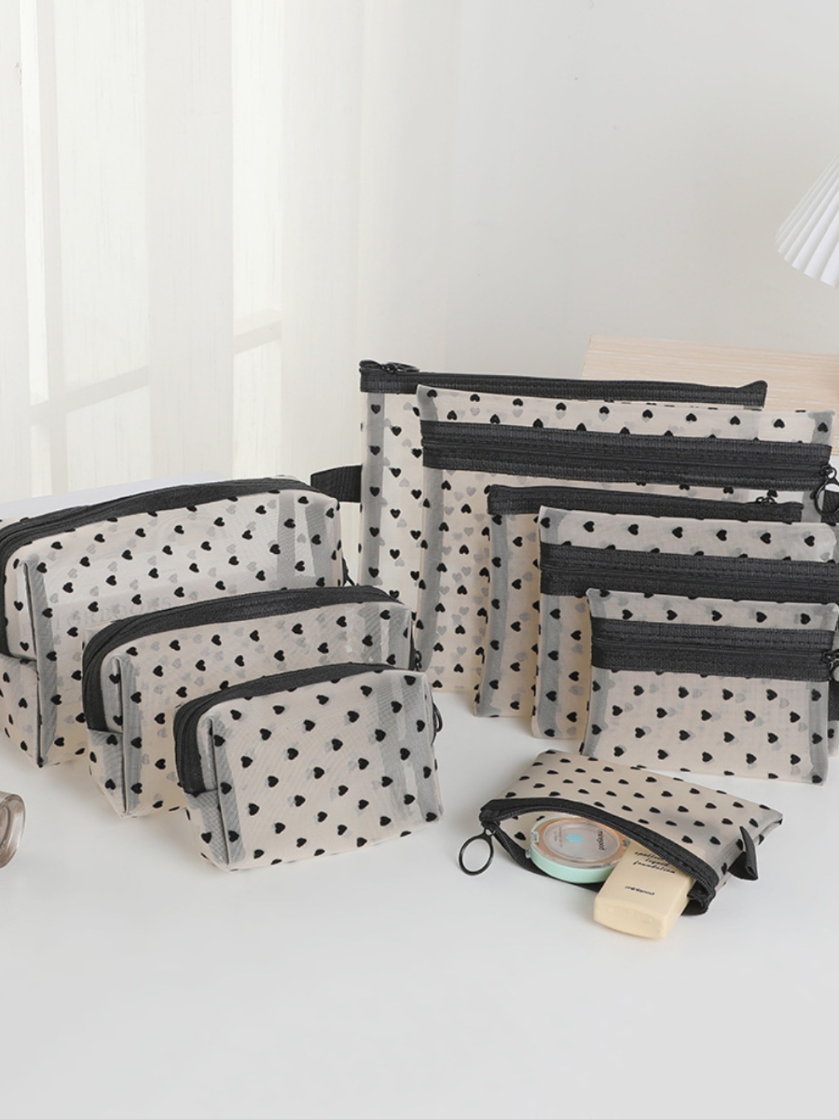 Mesh Cosmetic Bag Ins Style Super Hot Cosmetic Bag Women Portable Heart Mesh Makeup Lipstick Pack Cosmetic Storage