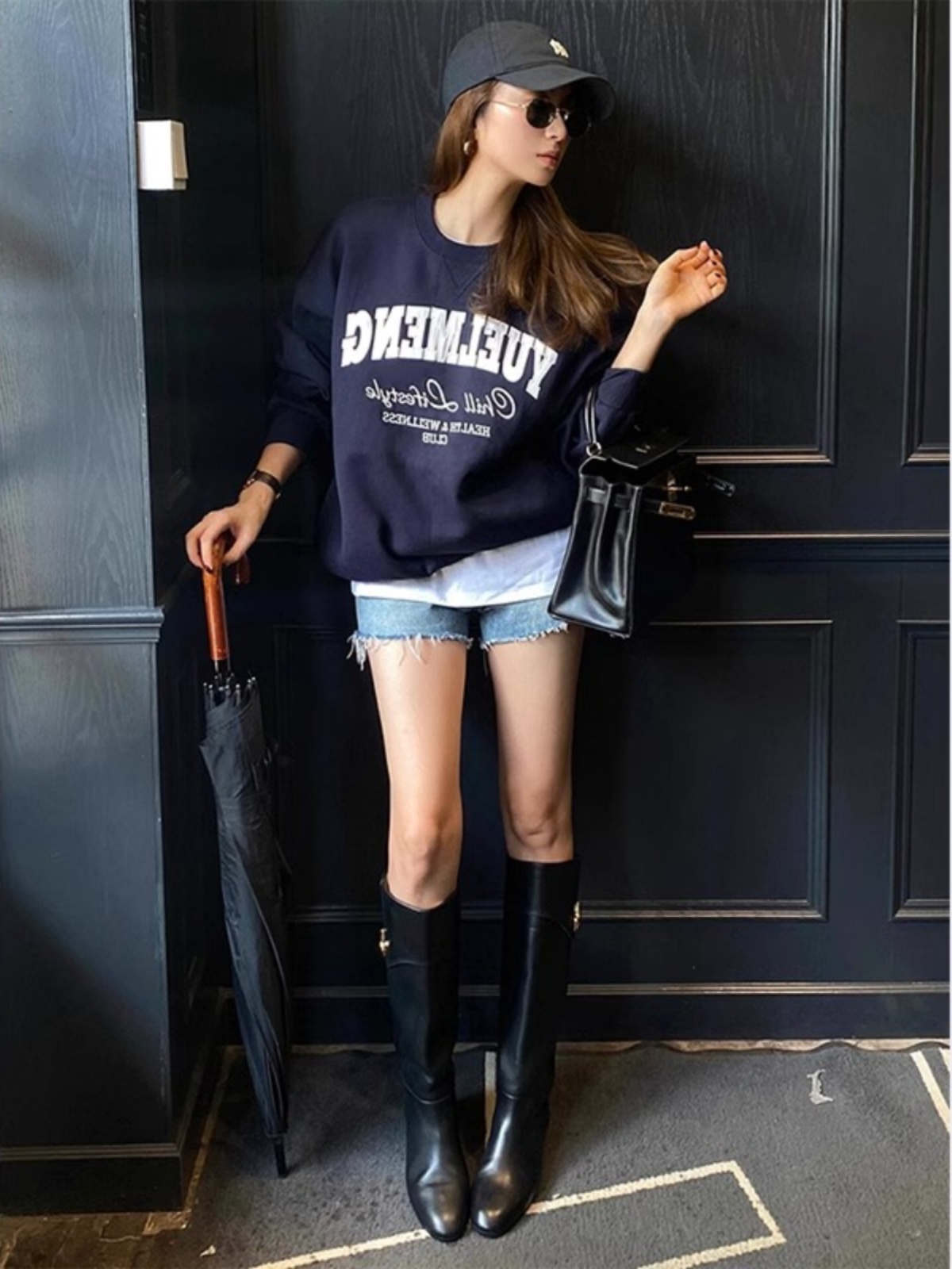 2025 Early Autumn New High Sense Super Nice Top Loose Dark Blue Letters Print Long sleeve round Neck Hoodie Women