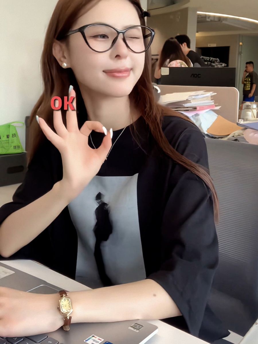 Summer Fashion Brand T-Shirt Short Sleeve Women 2025 New Arrival All-Matching Youthful-Looking Slim Looking Loose Cold Series Fancy Tops Women
