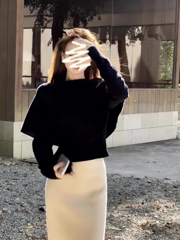 This Year's Popular Silm Slim Looking Cloak Long Sleeves Knitwear Women's 2025 Spring & Fall New Arrival Western Style Fashion Bottoming Shirt Fashion