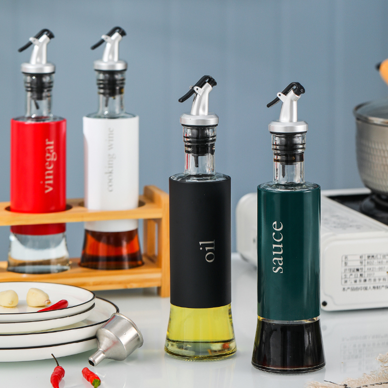 Glass Oiler For Home Leak-Proof Large Kitchen Vinegar Pot Small Oil Jar Soy Sauce Bottle Vinegar Bottle Seasoning Bottle Set Oil Bottle