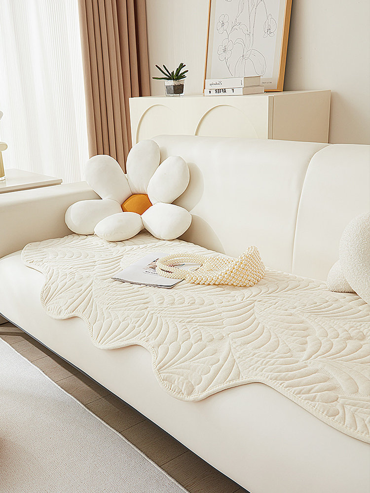 Jacquard Chenille Shaped Sofa Cushion All Year Round Neutral Non-Slip Sofa Cover 2025 New Arrival Fancy Cover Towel