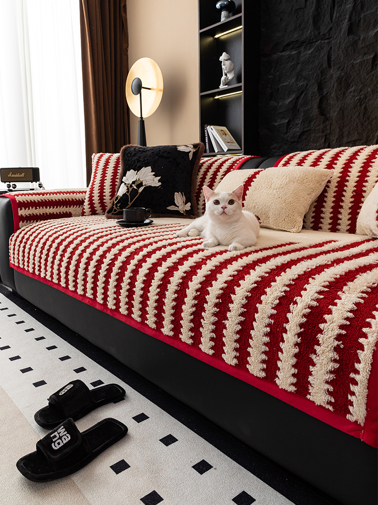 New Year Celebration Red Stuffed Sofa Cushion Autumn and Winter 2025 New Arrival Fancy Non Slip One Piece Leather Cushion Cloth