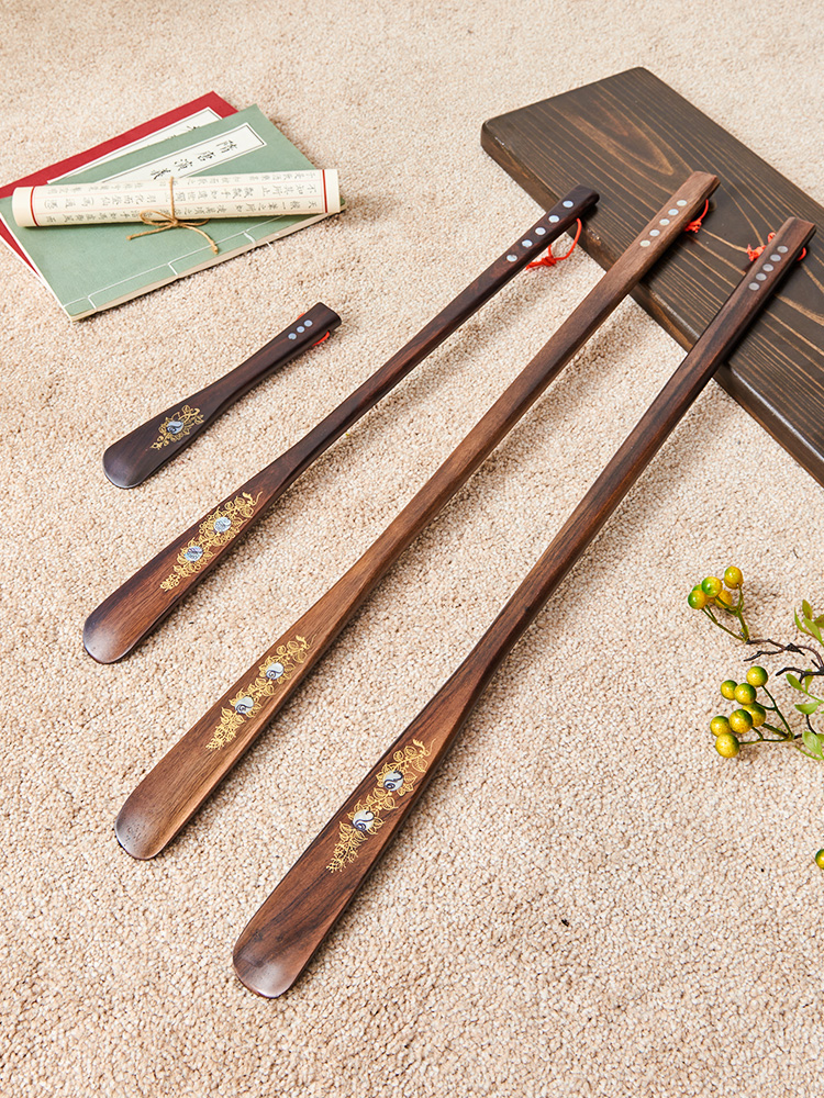 Solid Wood Shoehorn Long Handle For Home Pregnant Women Fabulous Shoe Wearing Tool Long Shoehorn Shoes Slip Elderly Do Not Bend down Shoes Lifter