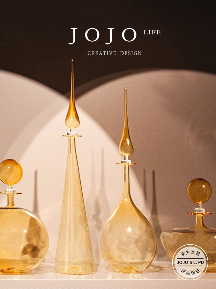 Jojo's L. Pd. Ccheek. Dual-Use Modern & Minimalism Klein Blue Home Ornament | Face