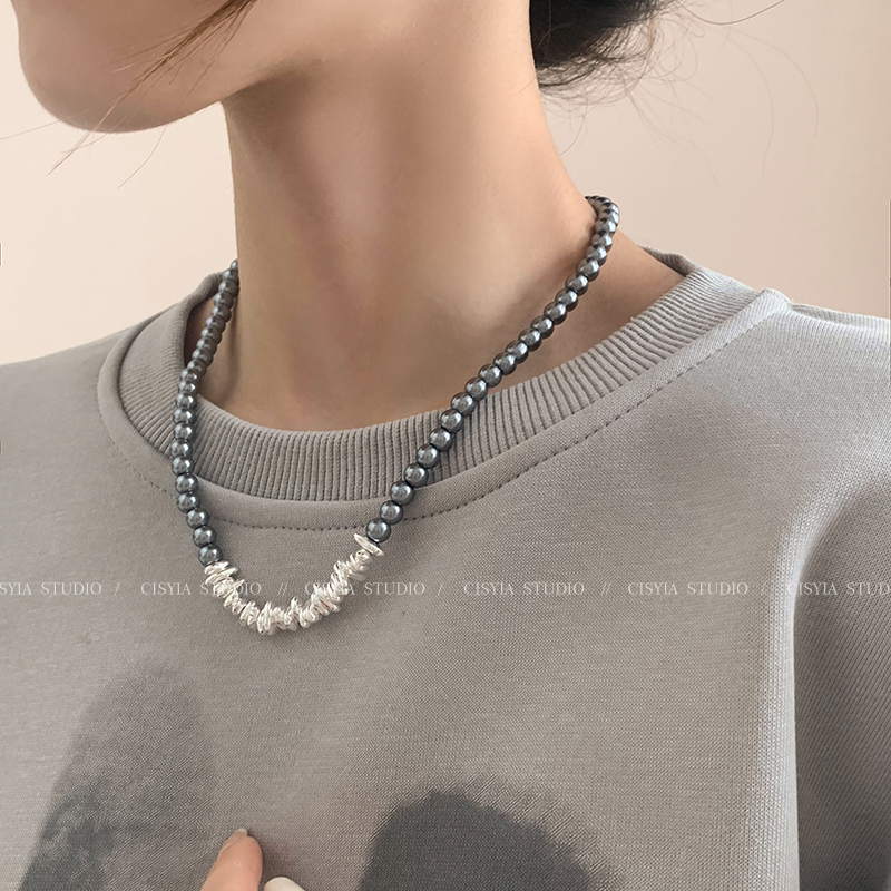 Zhenduo Heather Gray Pearl Necklace for Women Spring Fancy Accessible Luxury Exquisite Necklace Niche Design Elegant Sweater Chain