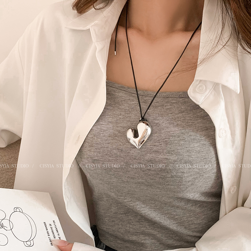 Black Rope Silver Long Love Heart Necklace Women's Spring Best Selling Fancy Asymmetric Sweater Chain Korean Ins Accessories