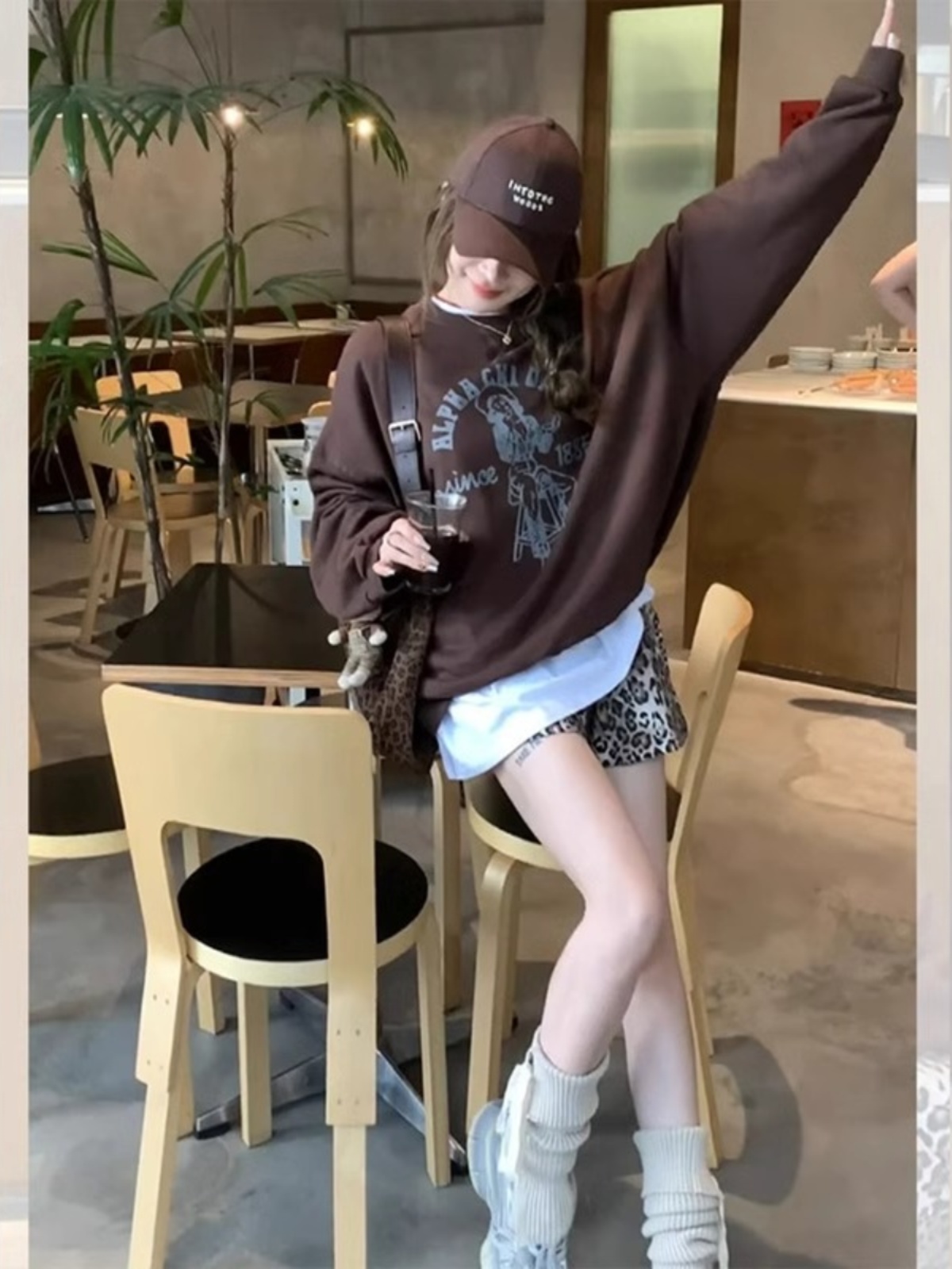 American Vintage Coffee Color Trendy Brand Print Hoodie - Spring/Autumn Loose Short Round Neck Pullover