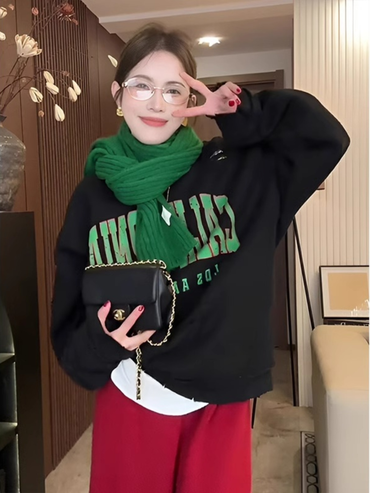 Idle Style Casual round Neck Fleece-Lined Sweater Female Spring & Fall 2025 New Arrival Best Selling Loose Thick Long Sleeve Top Coat