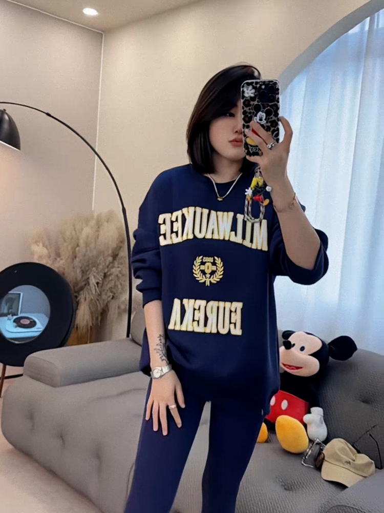 Navy Blue Letters Print round-Neck Non-Hoodie Pullover Sweatshirt Female Spring & Fall 2025 New Arrival Top-Selling Product Fashion Anti-Aging Top