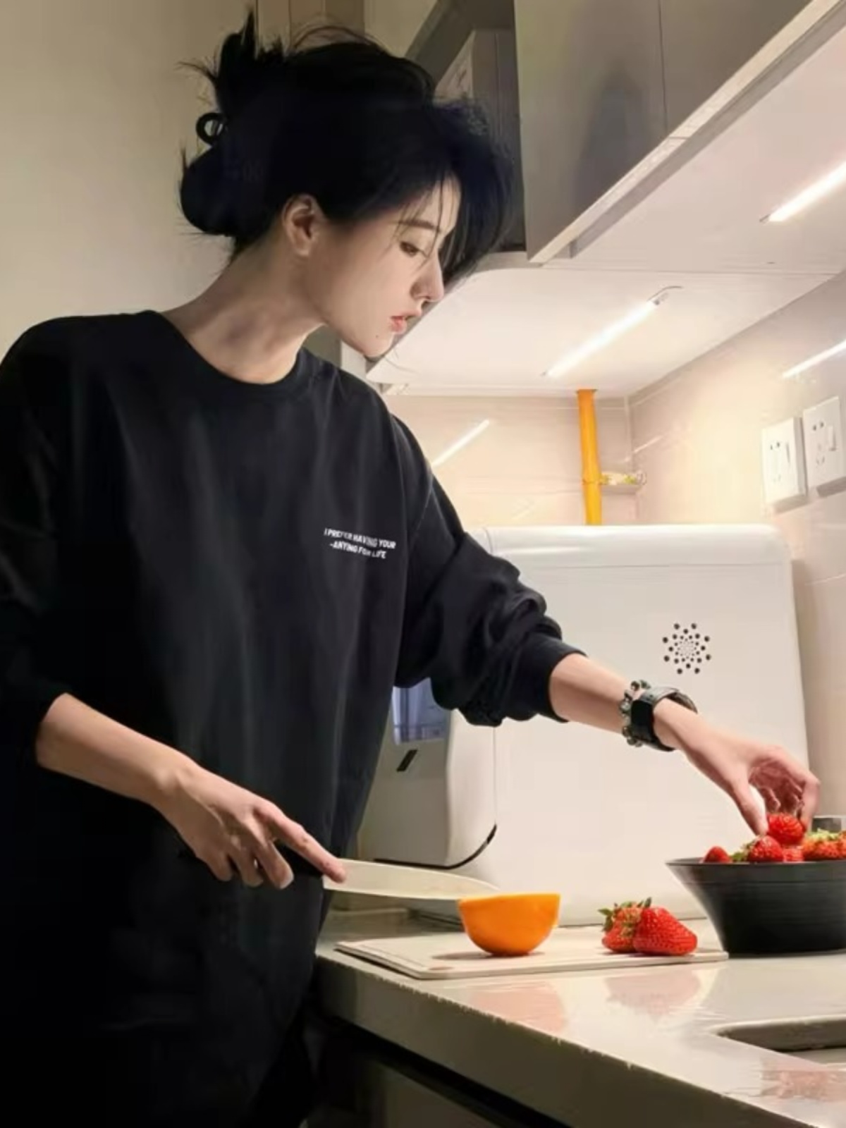 Black round Neck Sweatshirt Female Spring & Fall New Arrival Loose and Lazy Style Oversize American Fleece-lined Thickened Top without Hood
