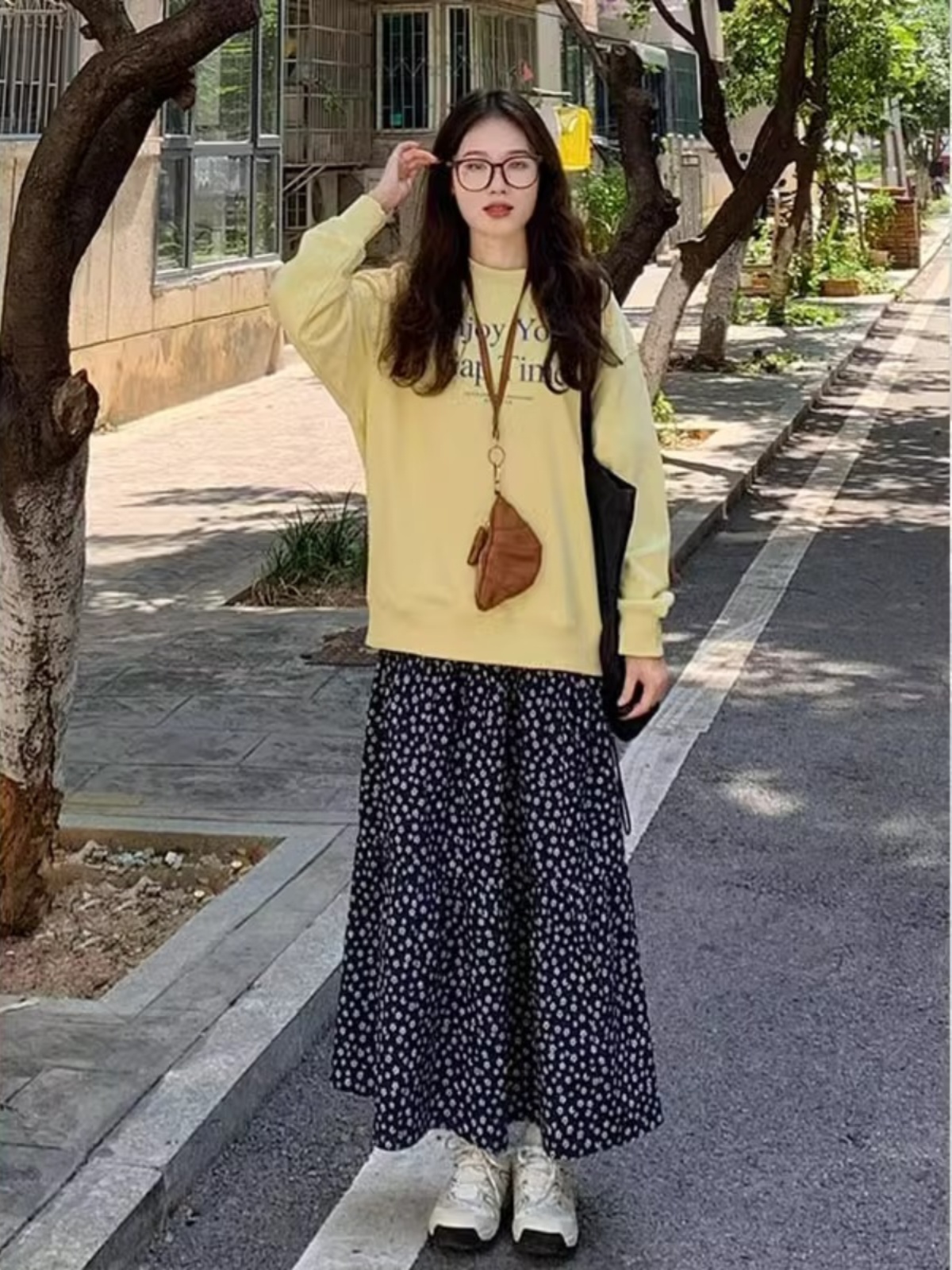 Light Yellow Letters Print Idle Style Korean Style Sweatshirt Women's Spring and Autumn Super Nice Small Shoulder Long Sleeves Tops