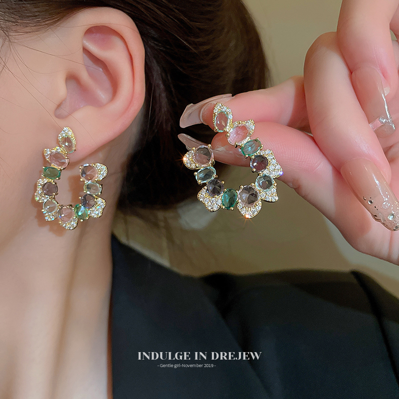 Eye-Catching Large Studs Women's Accessible Luxury Fancy Earrings 2025 New Arrival New Chinese Style Special-Interest Design Retro Earrings for Summer