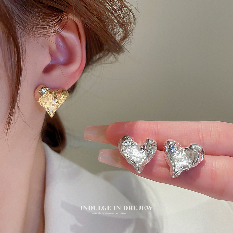Earrings 2025 New Arrival Best Selling Frosty Style Earrings Accessible Luxury Special-Interest Design Fancy Square and round Face Love Heart Stud Earrings Women
