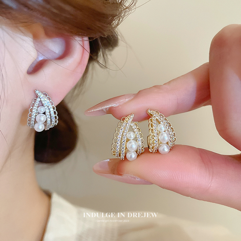 French Style Retro Zircon Pearl Stud Earrings Accessible Luxury Fancy Elegant Earrings 2025 New Arrival Unique Delicate Earrings Women