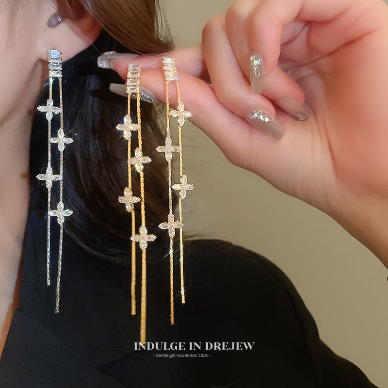 Long Four-Leaf Flower Tassel Earrings Square and round Face Makes Face Look Smaller Accessible Luxury Fancy Ear Studs Elegant New Earrings Women