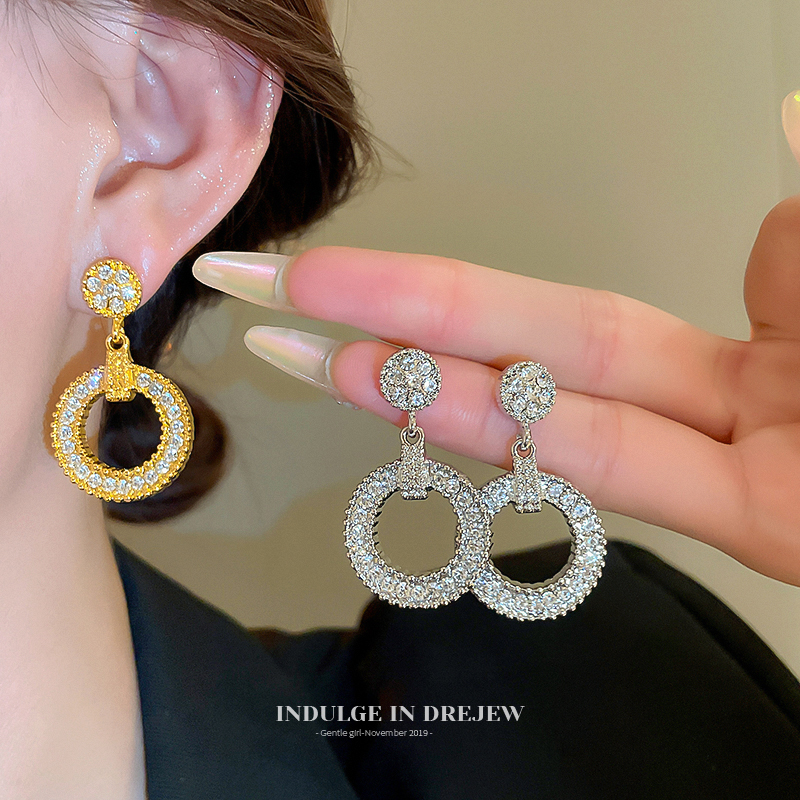 Full Diamond Circle Ear Studs Accessible Luxury Fancy Elegant Earrings 2025 New Arrival Best Selling Zhao Liying Same Style Earrings for Women