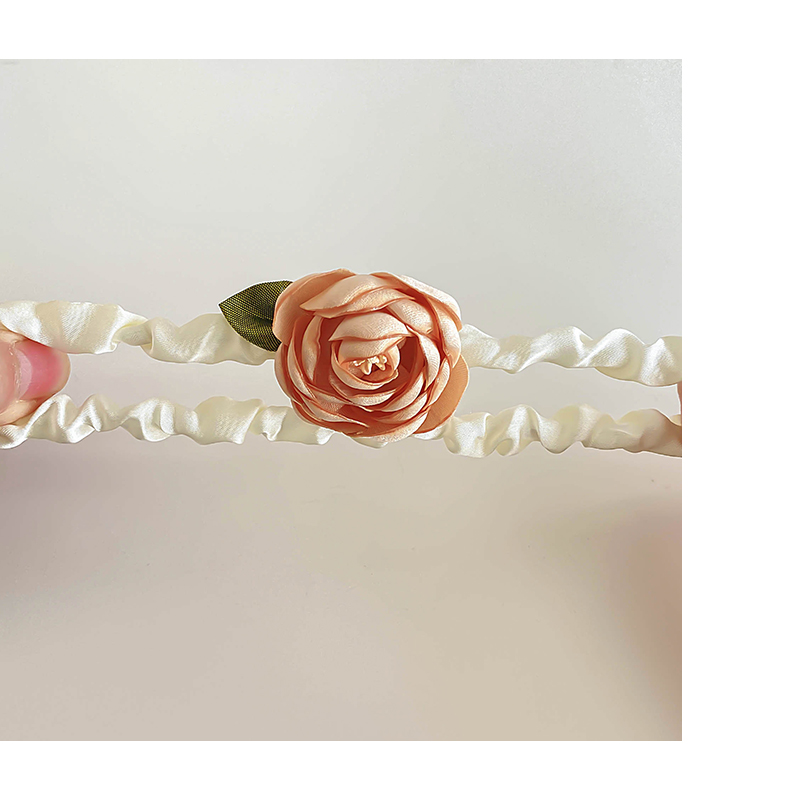 Elegant Flower Ponytail Hair Band