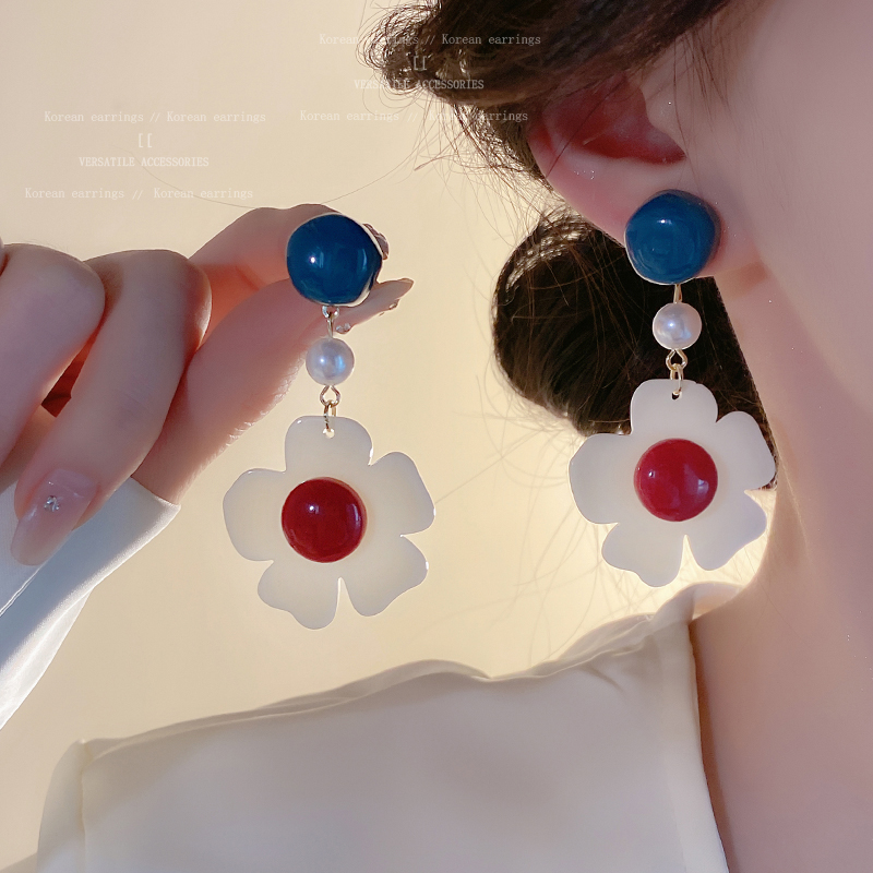 Retro Contrast Color Flower Earrings Female 2024 New Arrival Fashion Hong Kong Style Special-Interest Design Fancy Earrings Vacation Style Earrings