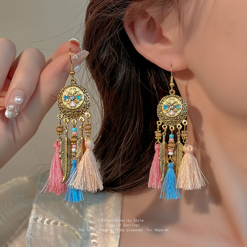 Bohemia Tassel Earrings for Women Fancy Ethnic Style French Style Retro Stud Earrings Special-Interest Design Graceful Earrings