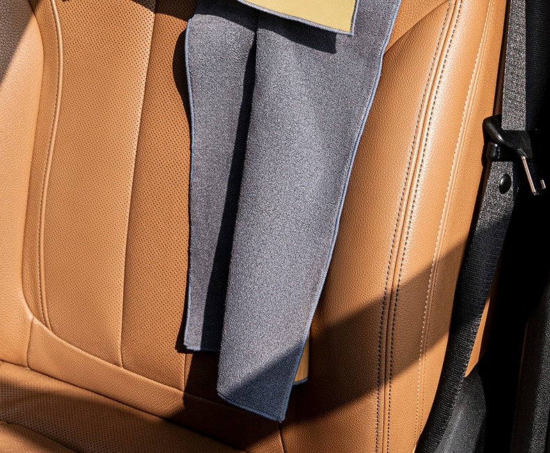 Premium Lint-Free Car Wash Towel - Double-Sided