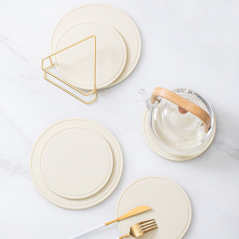 Silicone Thermal Insulation Pad Home Dining Mat Coasters Casserole Anti-Scald Pan Mat Bowl Mat Plate High Temperature Resistant Dining Table Cushion Cup