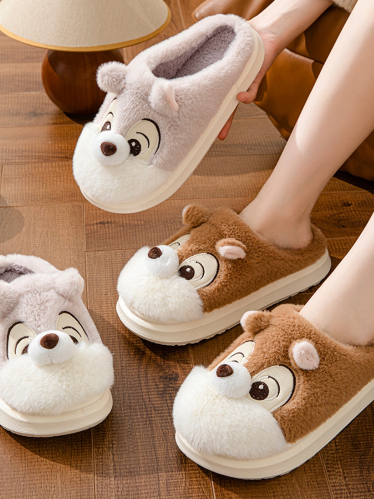 Jujiajia Fall and Winter Cute Squirrel Home Decor Slippers Home Warm Lightweight Platform Couple Slippers Fluff Slippers Eva