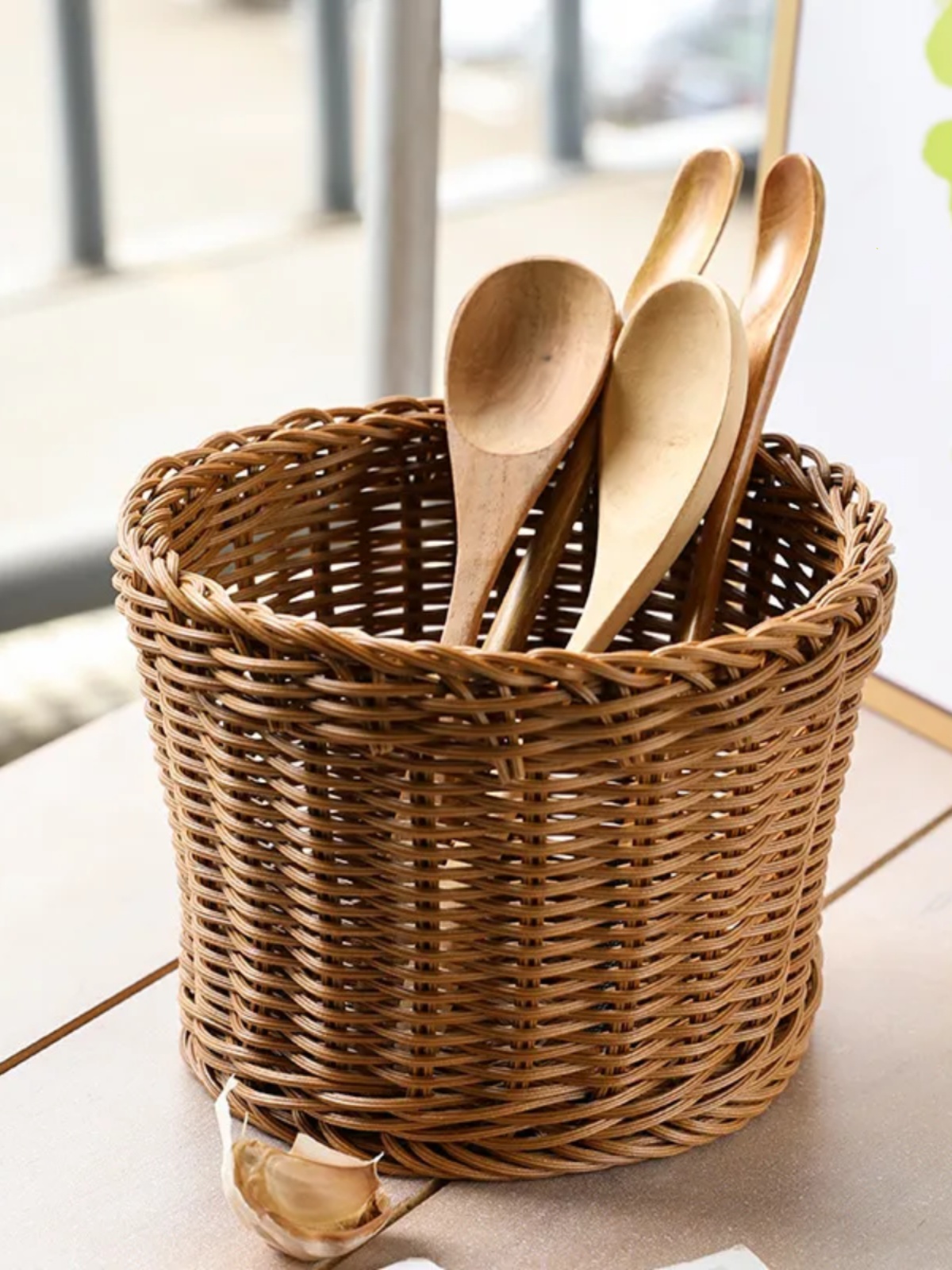 Jujiajia Rattan-like Woven round Desktop Stationery Supplies Storage Box Skin Care Sundries Snack Bucket Remote Control Pen
