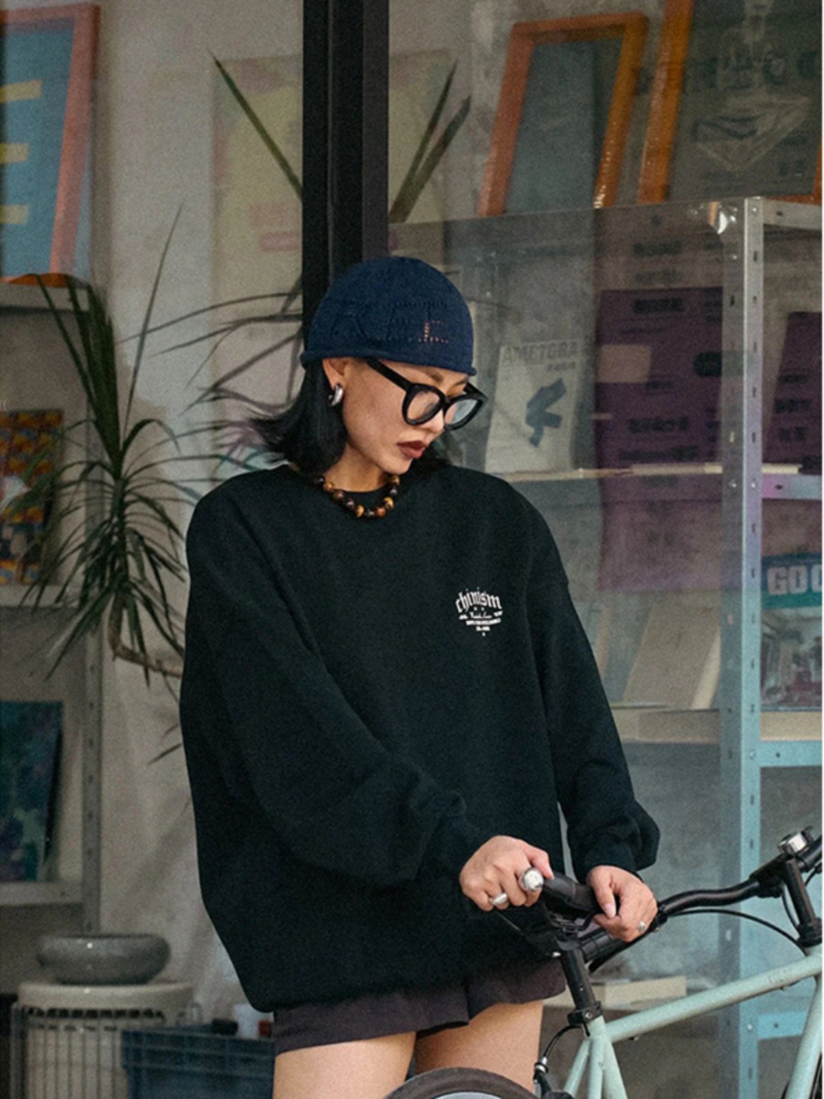 American Retro Black Hoodless Sweater Women's 2025 Early Autumn Wear Fashion round Neck Loose Long Sleeves Lazy Style Top